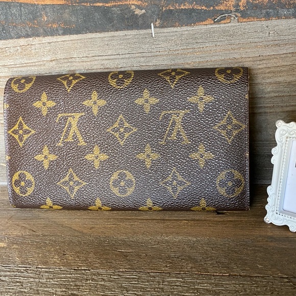 Louis Vuitton Pouchette Porte Monnaie - Picture 4 of 9